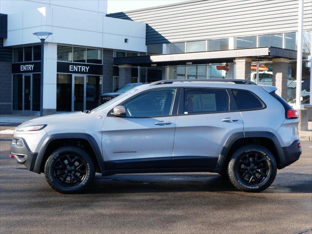 used 2015 Jeep Cherokee car, priced at $13,900