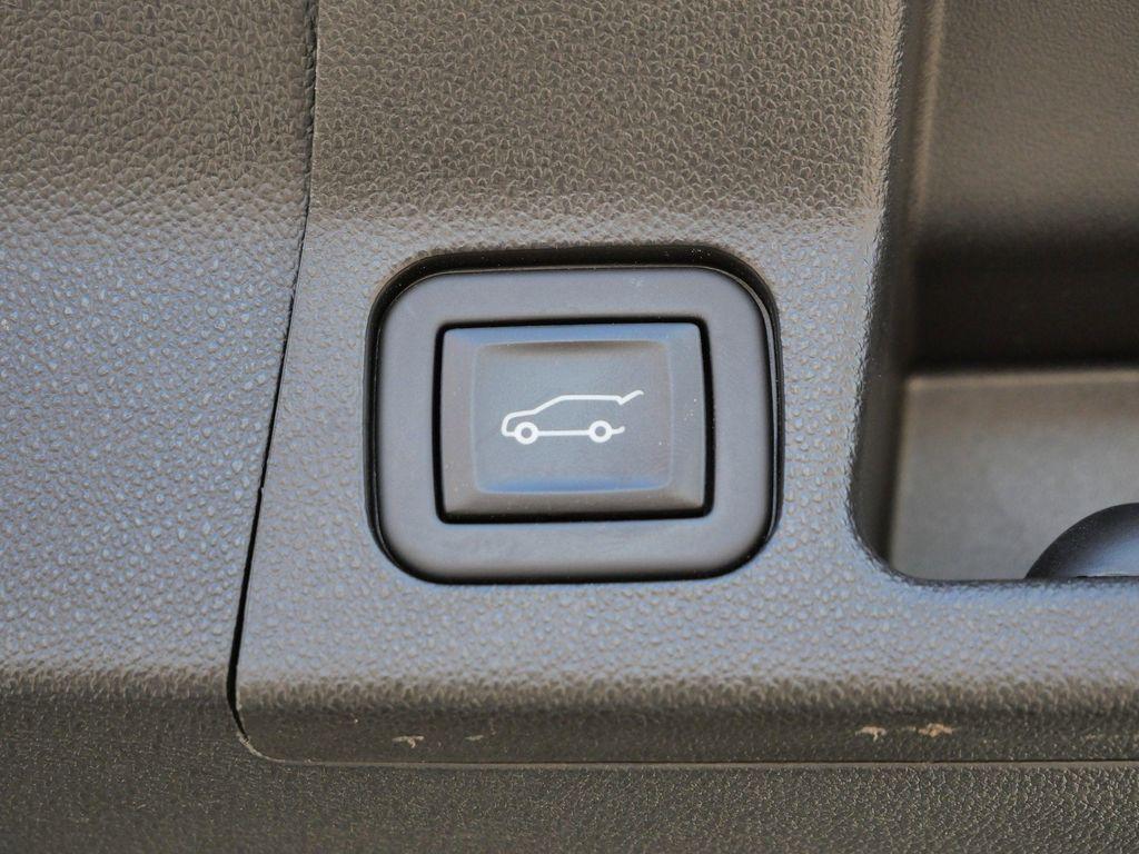 used 2023 GMC Acadia car, priced at $36,900