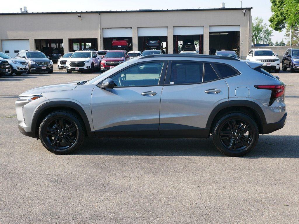 used 2024 Chevrolet Trax car, priced at $19,900