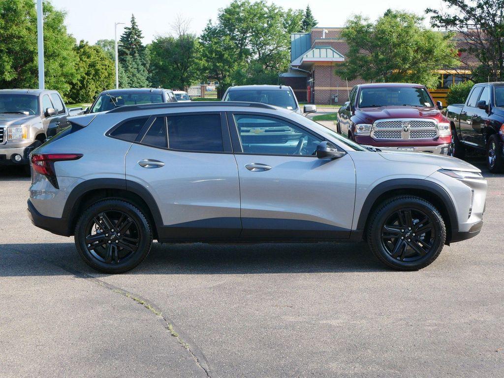 used 2024 Chevrolet Trax car, priced at $19,900