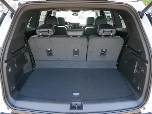 new 2025 GMC Acadia car, priced at $60,540