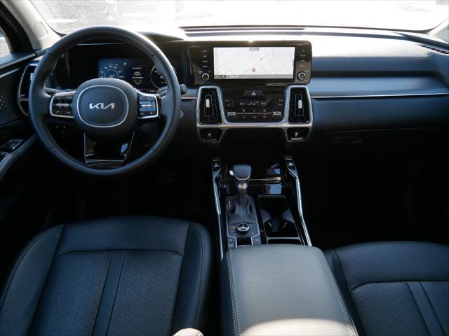 used 2023 Kia Sorento car, priced at $33,900