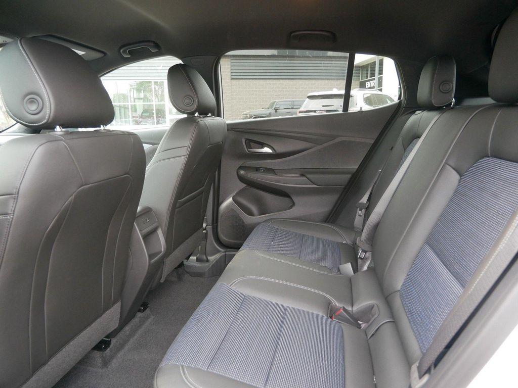 new 2025 Buick Envista car, priced at $24,758