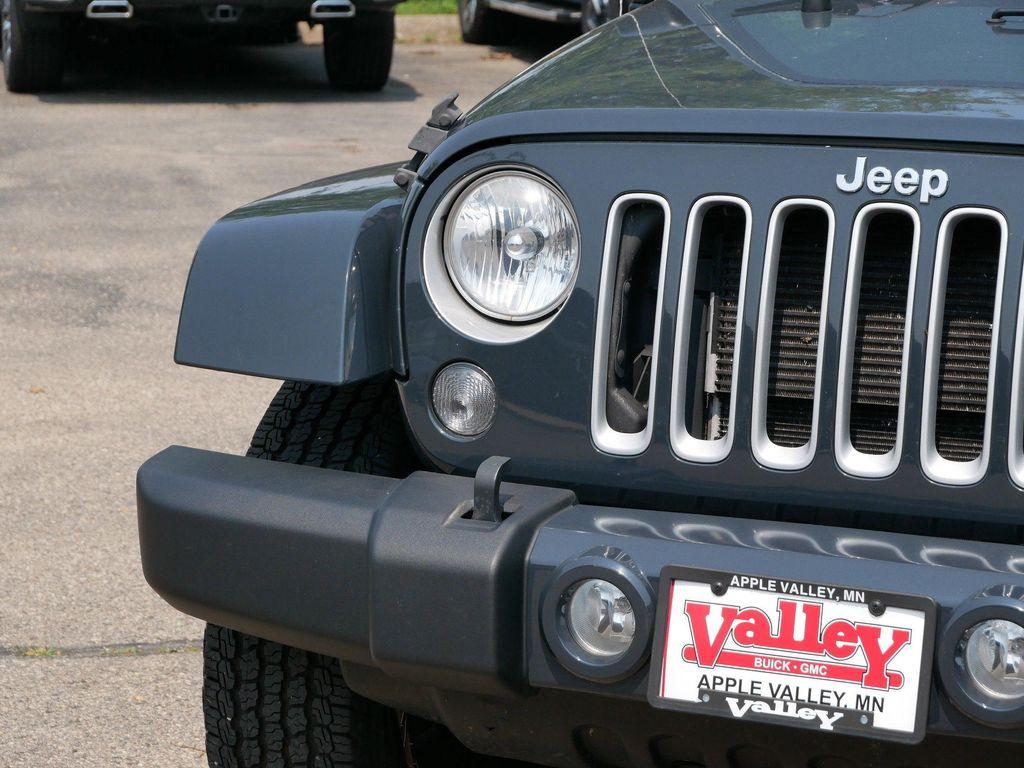 used 2017 Jeep Wrangler Unlimited car, priced at $19,900
