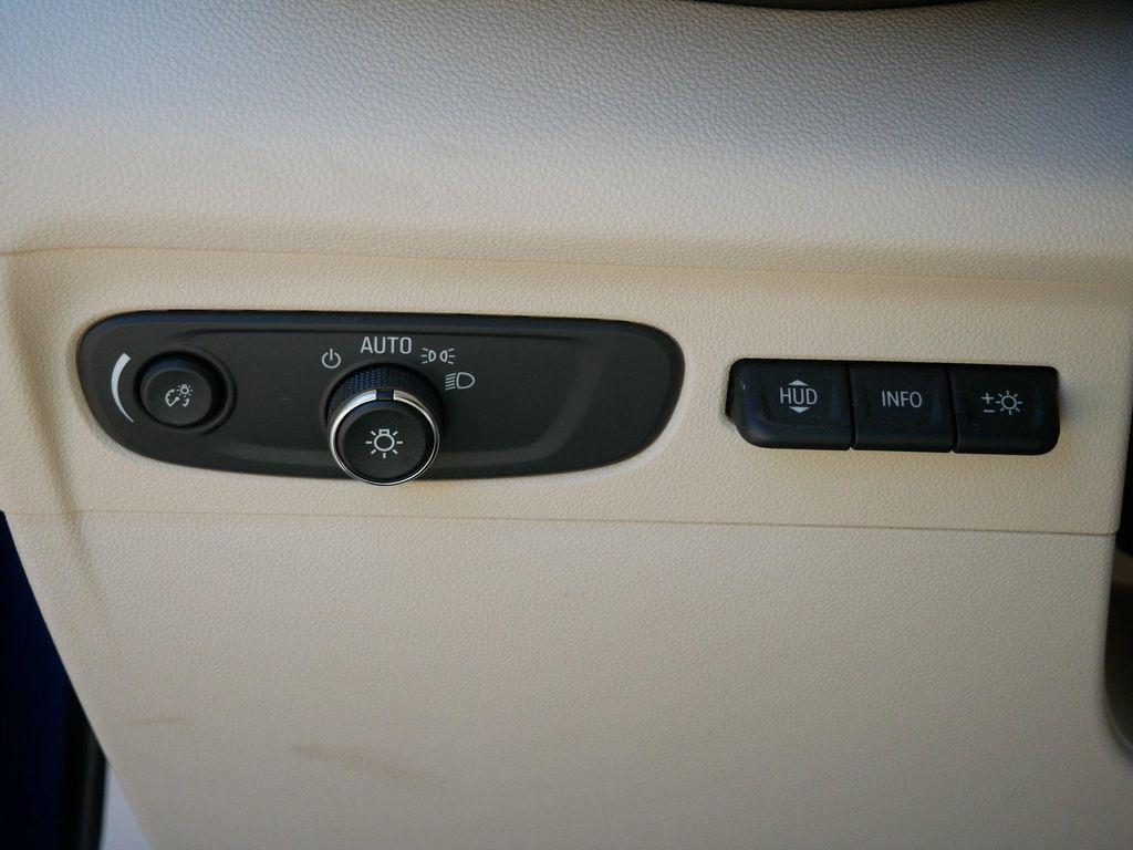 used 2022 Buick Envision car, priced at $28,900