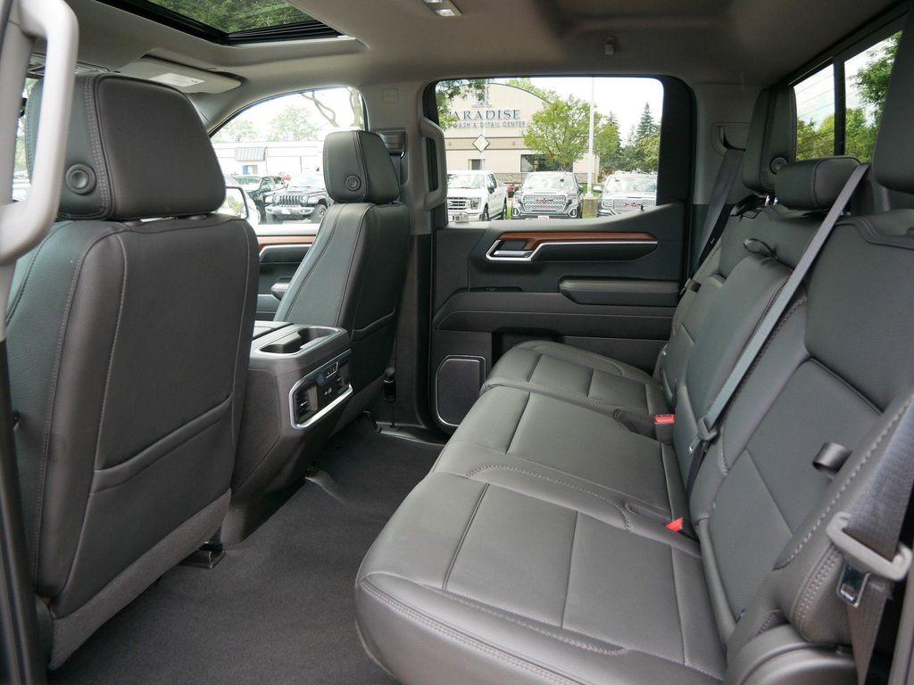 used 2022 GMC Sierra 1500 car, priced at $52,900