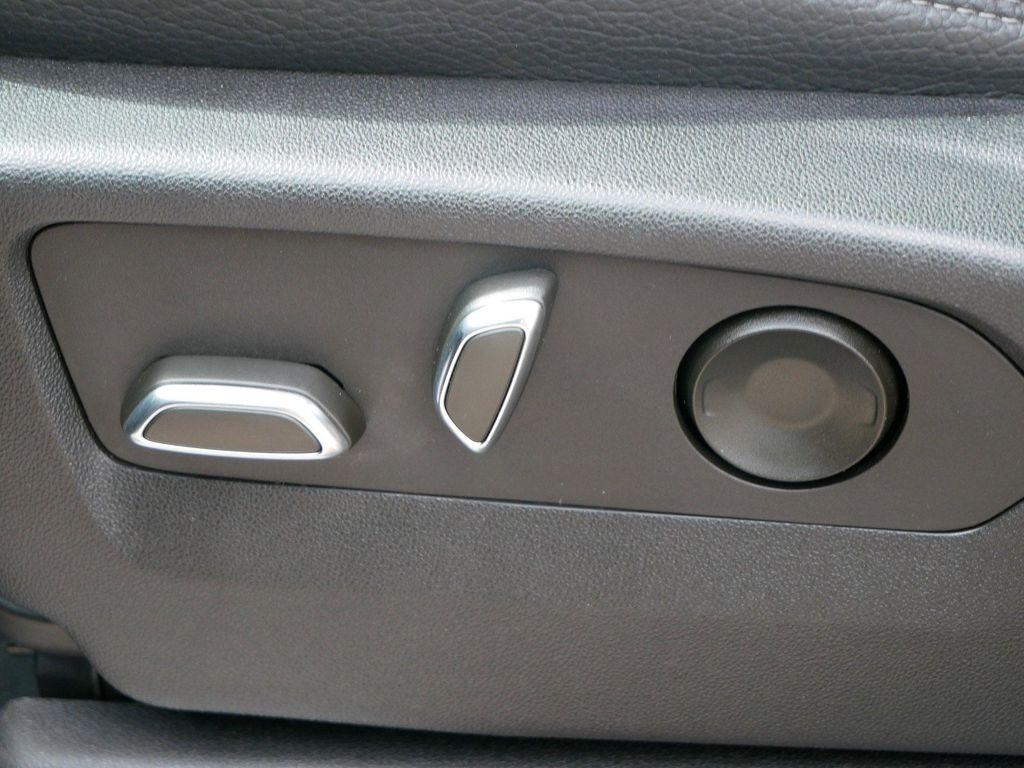 used 2022 GMC Sierra 1500 car, priced at $52,900