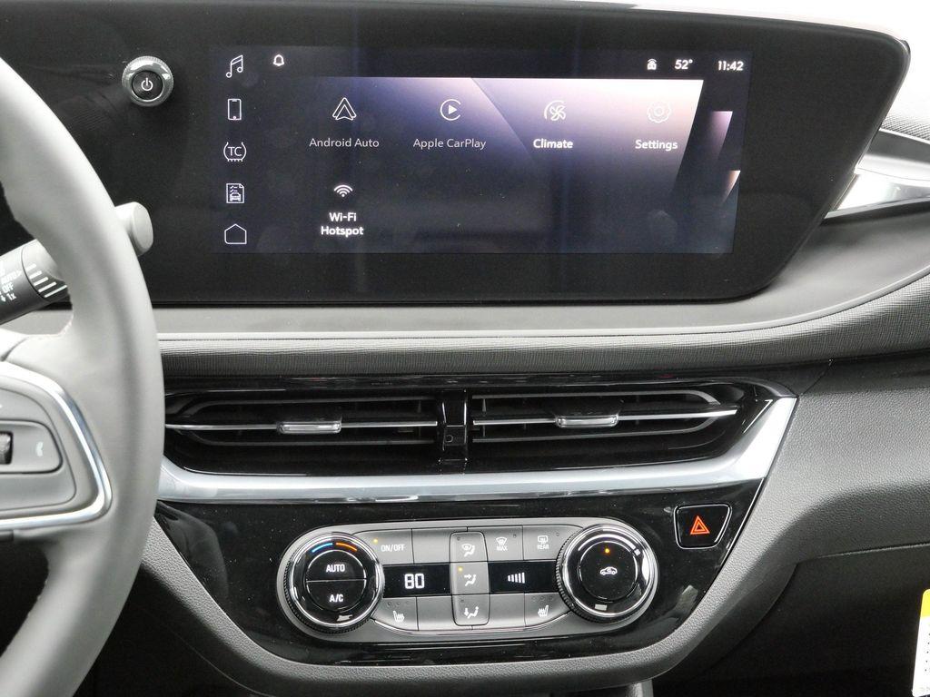 new 2025 Buick Envista car, priced at $29,400