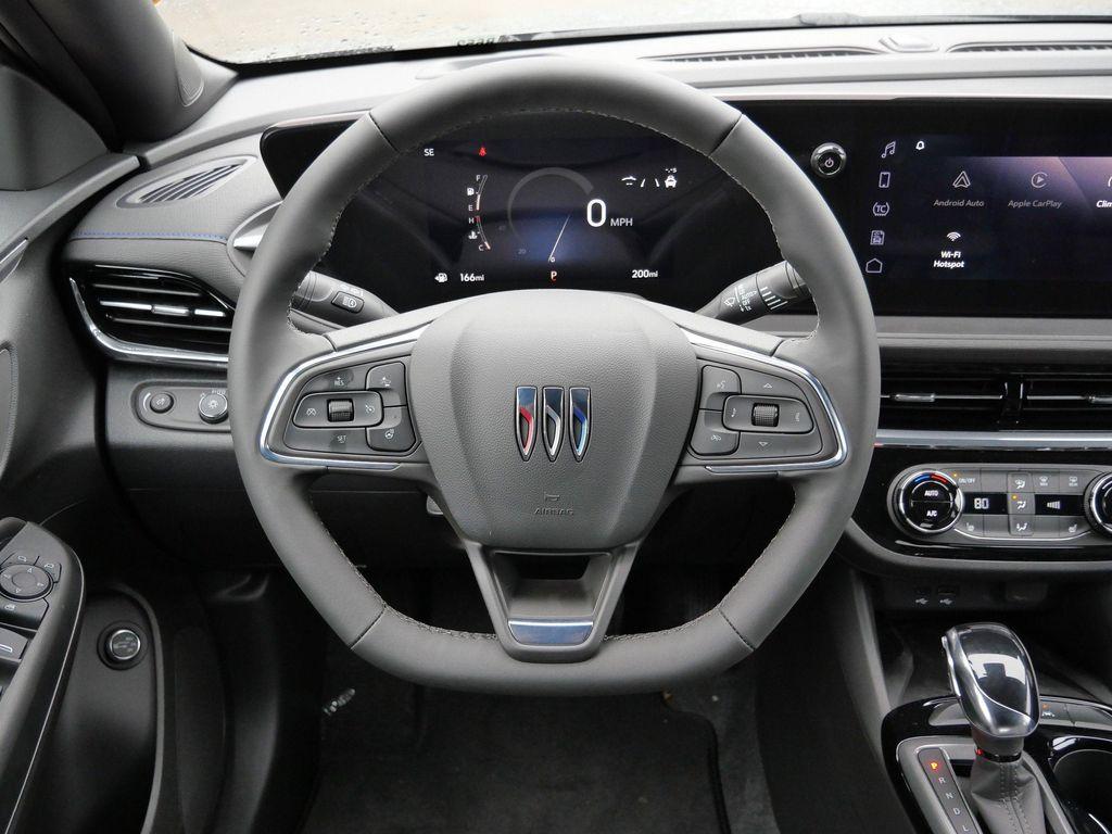 new 2025 Buick Envista car, priced at $29,400