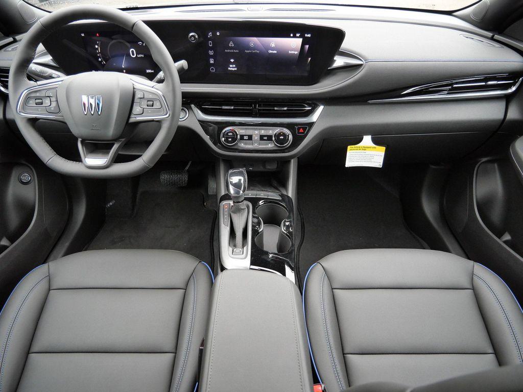 new 2025 Buick Envista car, priced at $29,400