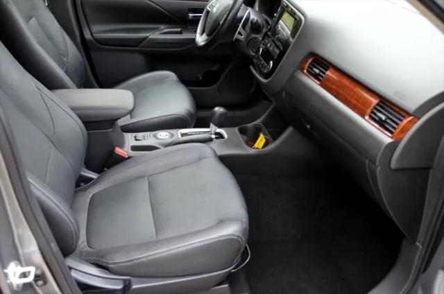 used 2014 Mitsubishi Outlander car, priced at $13,877