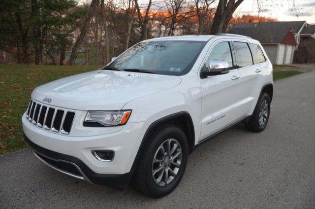 used 2015 Jeep Grand Cherokee car, priced at $19,377