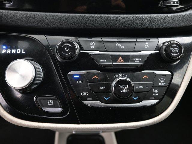 used 2020 Chrysler Pacifica car, priced at $14,995