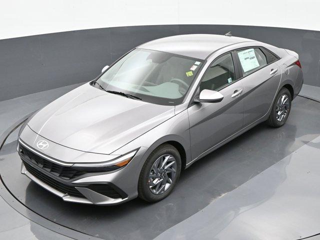 new 2024 Hyundai Elantra car, priced at $23,390