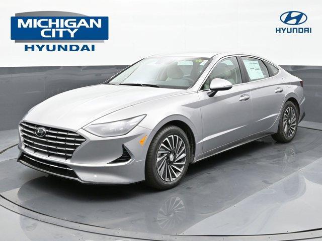 used 2023 Hyundai Sonata Hybrid car, priced at $24,918