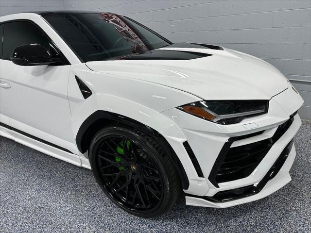 used 2022 Lamborghini Urus car, priced at $329,999