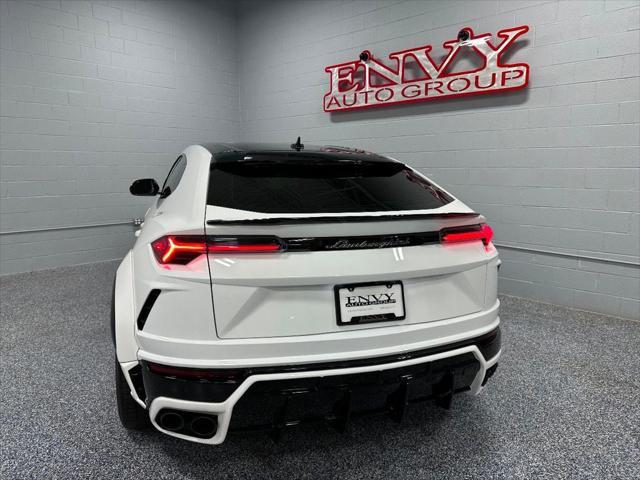 used 2022 Lamborghini Urus car, priced at $329,999