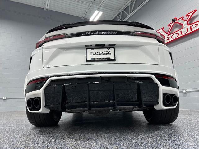 used 2022 Lamborghini Urus car, priced at $329,999