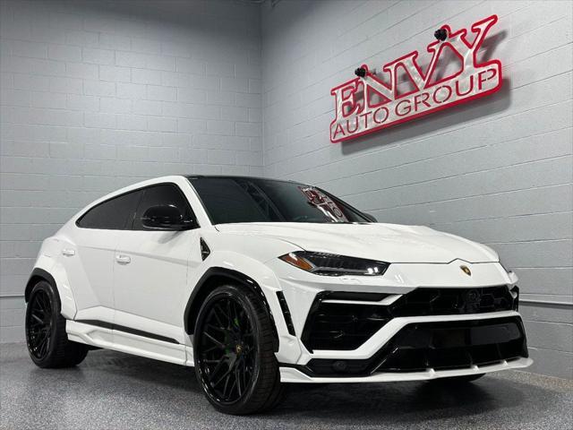 used 2022 Lamborghini Urus car, priced at $329,999