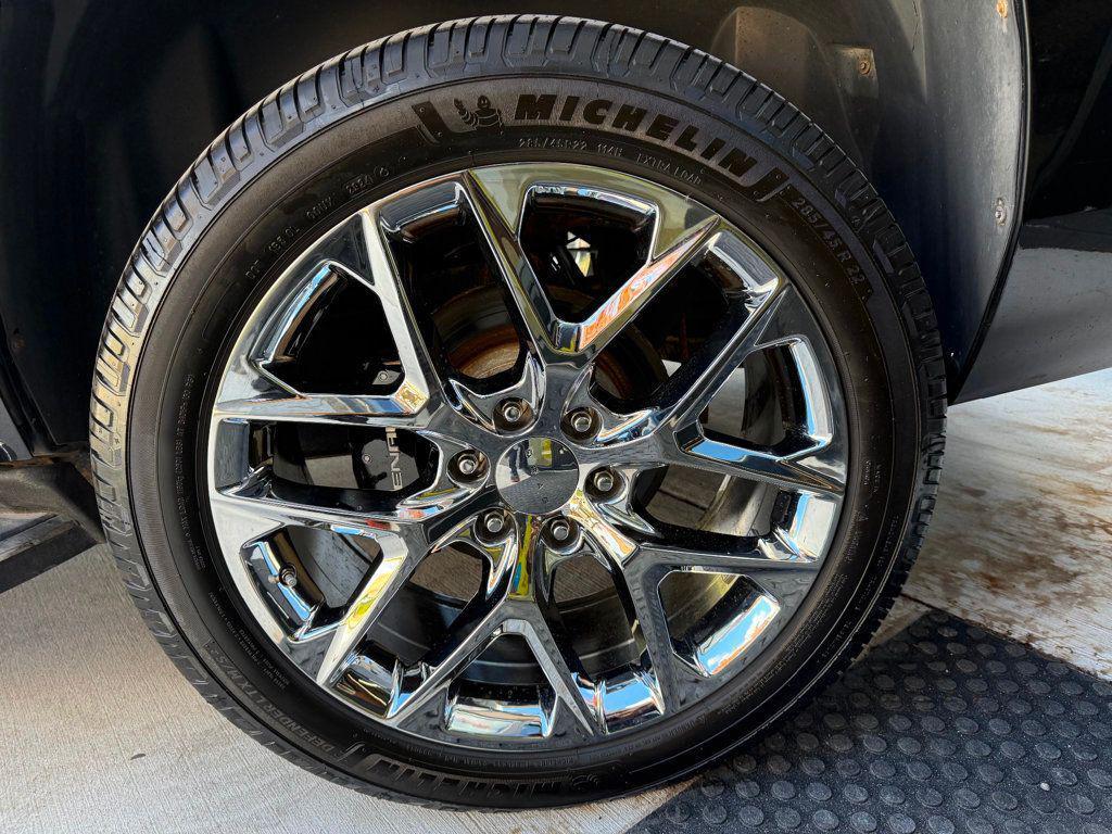 used 2014 GMC Yukon car, priced at $13,999