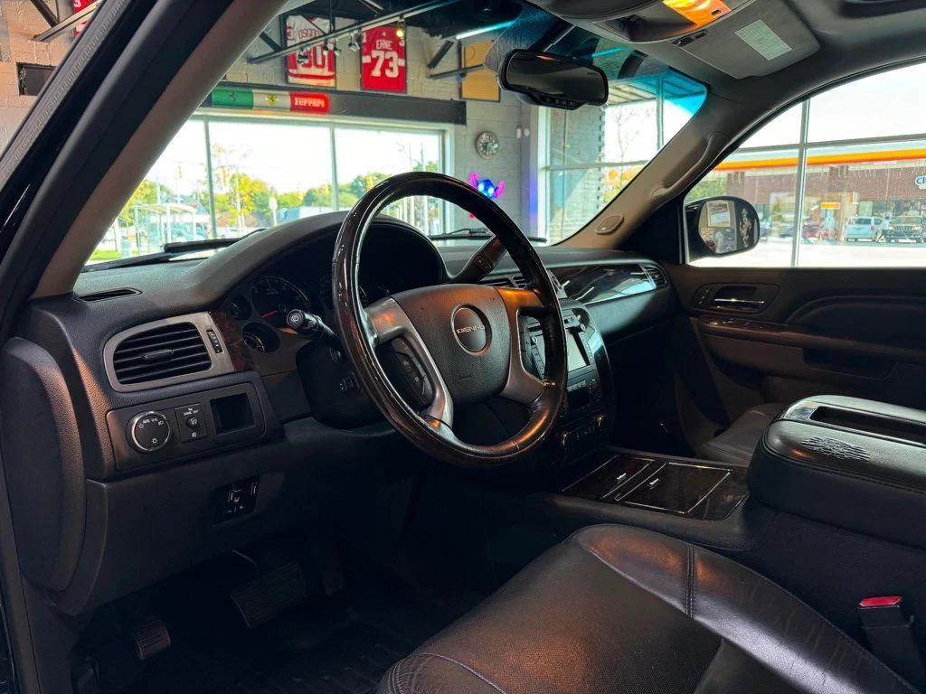 used 2014 GMC Yukon car, priced at $13,999