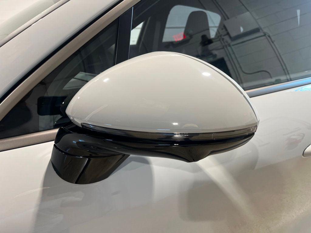 used 2025 Porsche Cayenne car, priced at $189,999