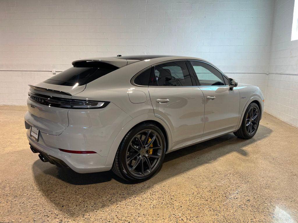 used 2025 Porsche Cayenne car, priced at $189,999