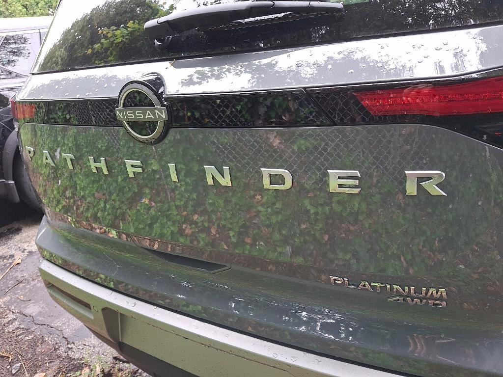 new 2025 Nissan Pathfinder car, priced at $50,186