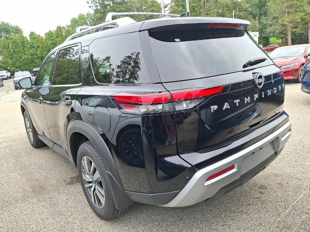 new 2025 Nissan Pathfinder car, priced at $43,811