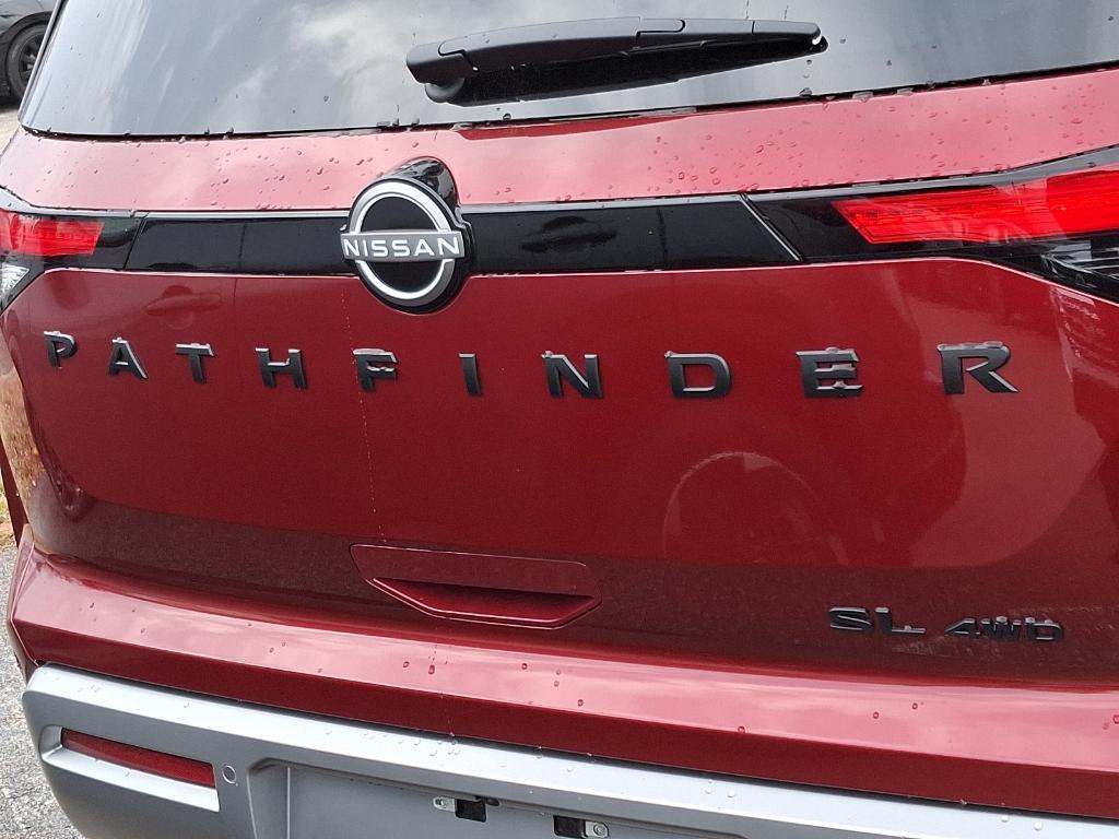 new 2025 Nissan Pathfinder car