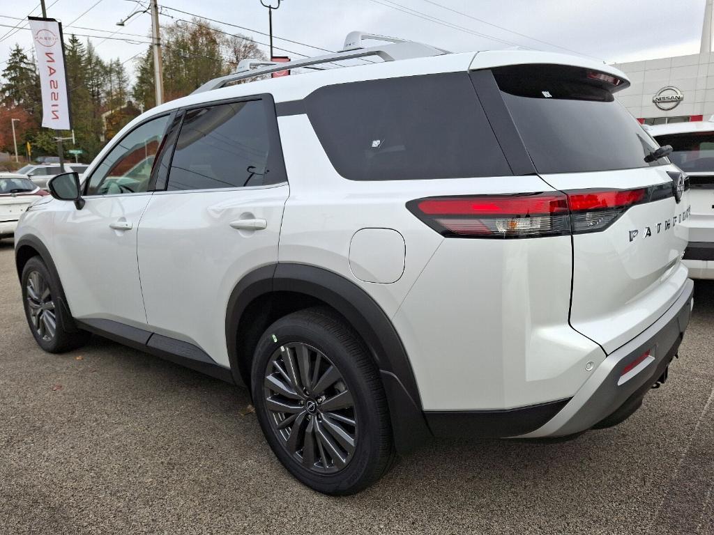 new 2025 Nissan Pathfinder car, priced at $51,021