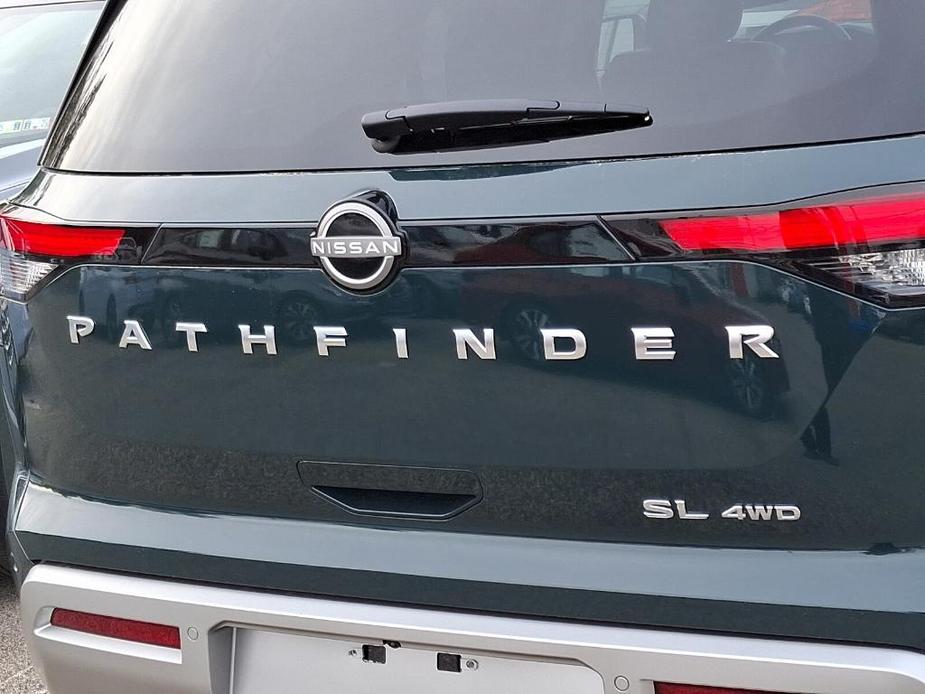 new 2024 Nissan Pathfinder car, priced at $46,801