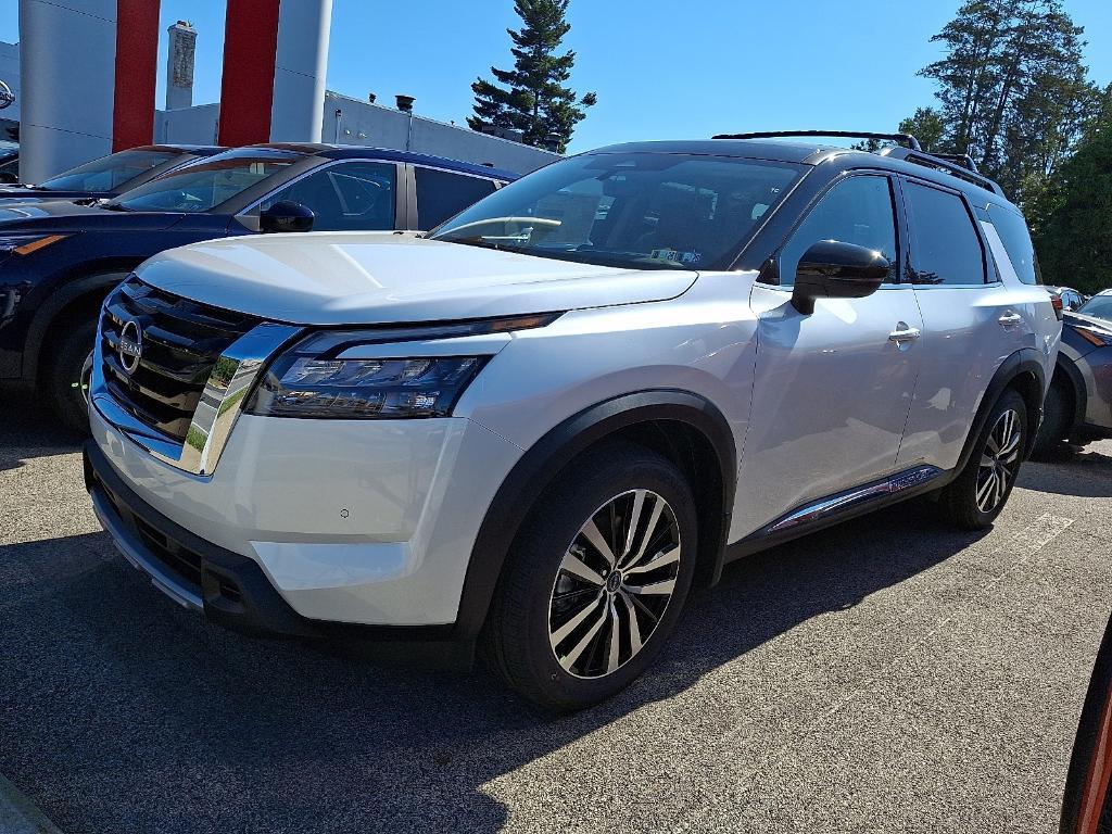 new 2025 Nissan Pathfinder car, priced at $50,929