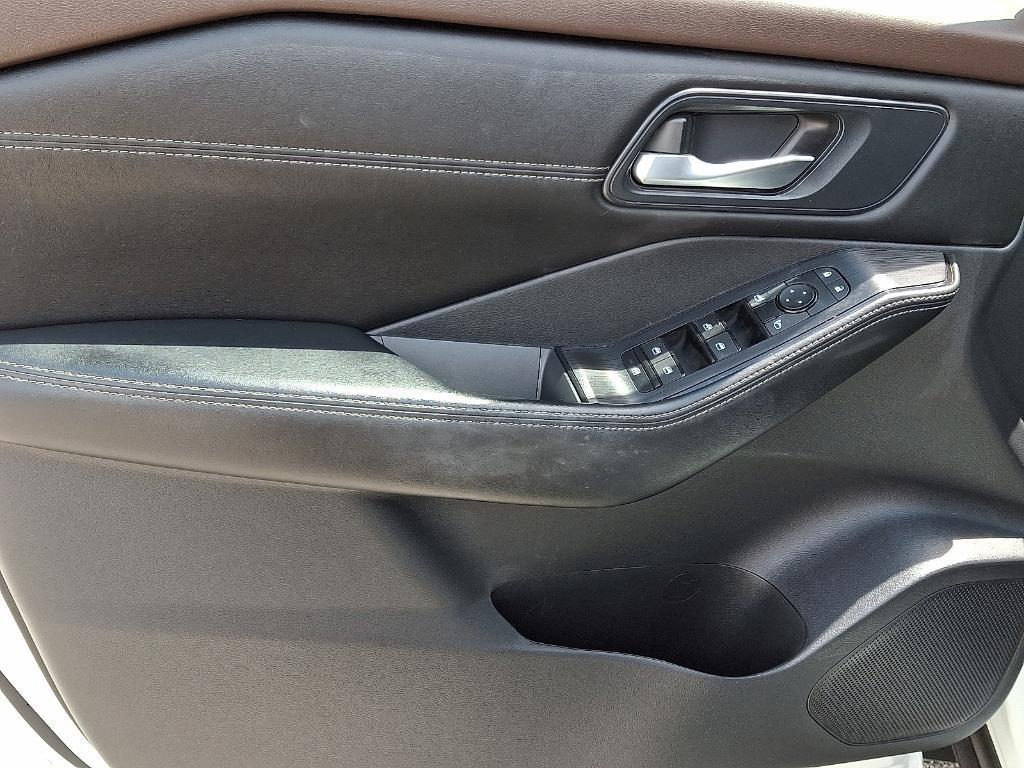 used 2023 Nissan Rogue car, priced at $28,299