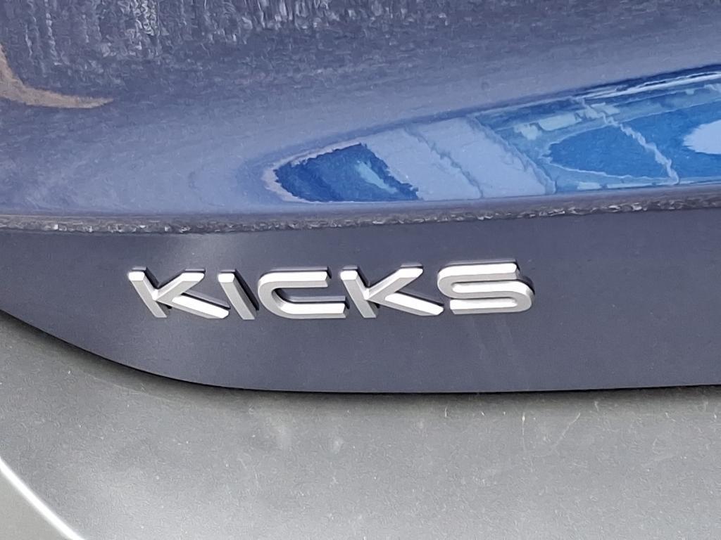 new 2025 Nissan Kicks car, priced at $30,560