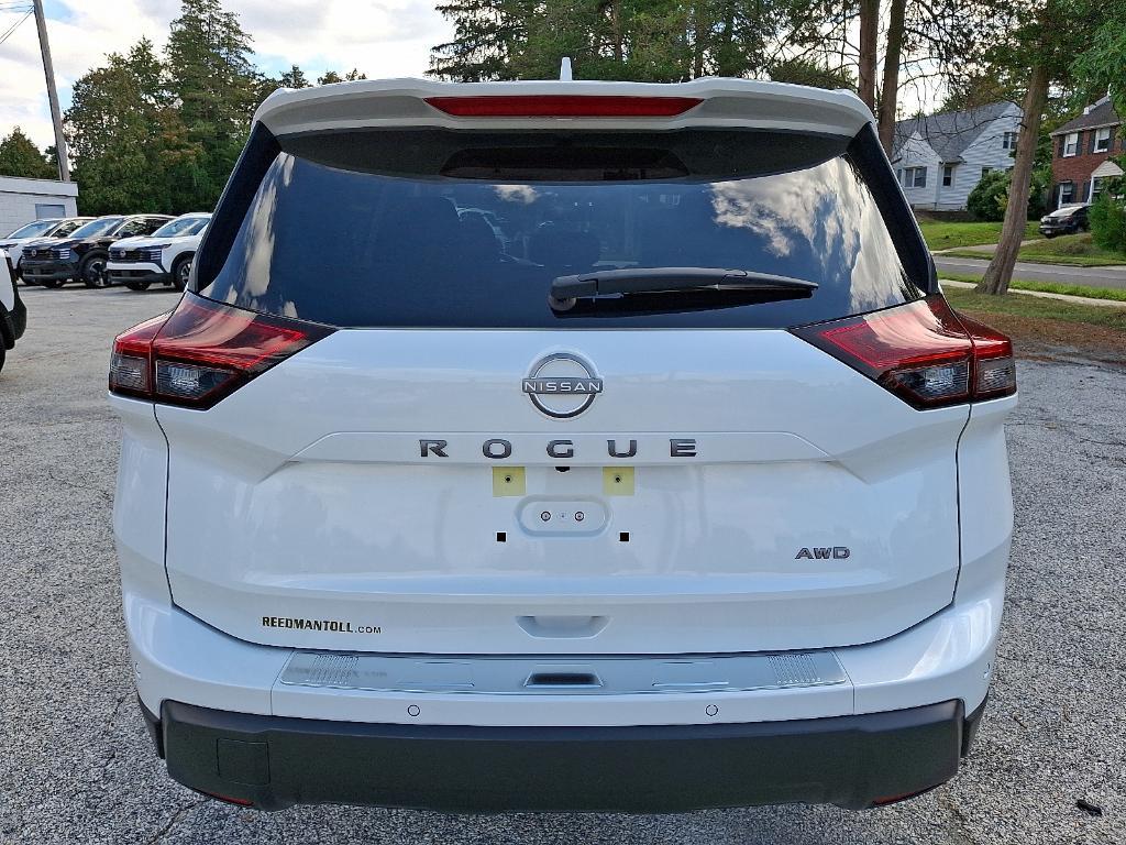 used 2025 Nissan Rogue car, priced at $31,999