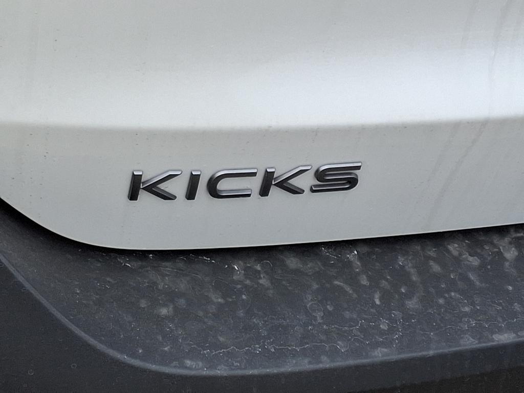 new 2025 Nissan Kicks car, priced at $30,241