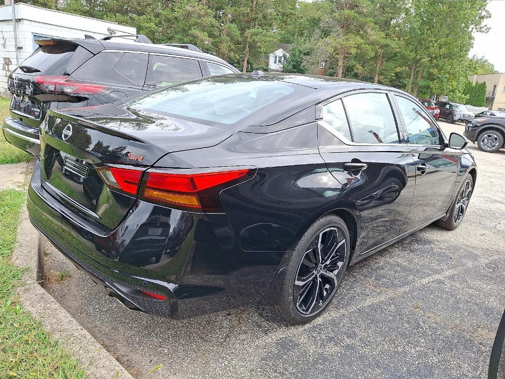 new 2025 Nissan Altima car, priced at $32,372