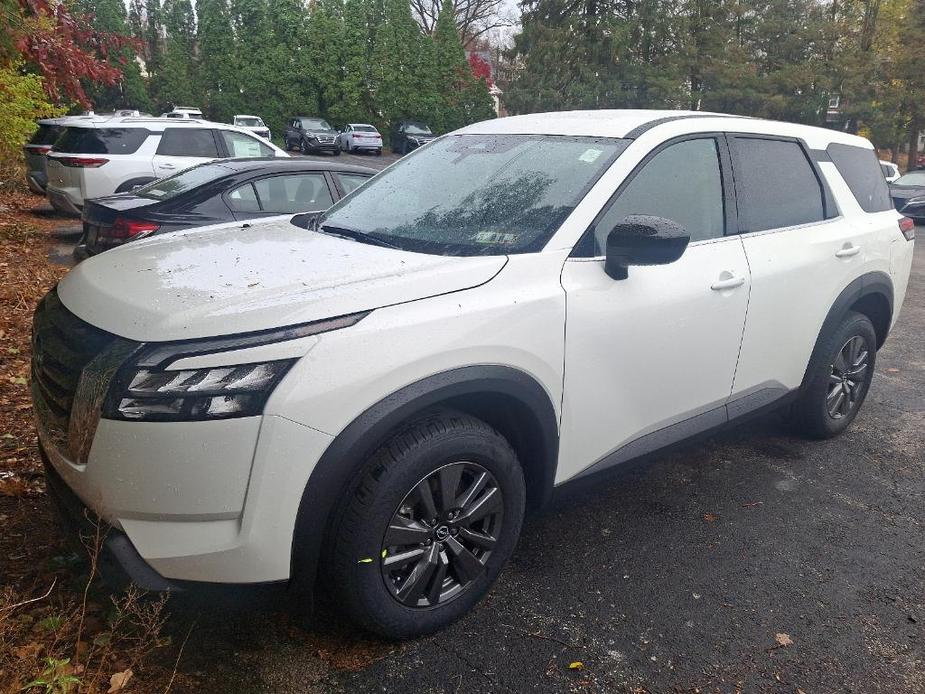 new 2025 Nissan Pathfinder car, priced at $41,811