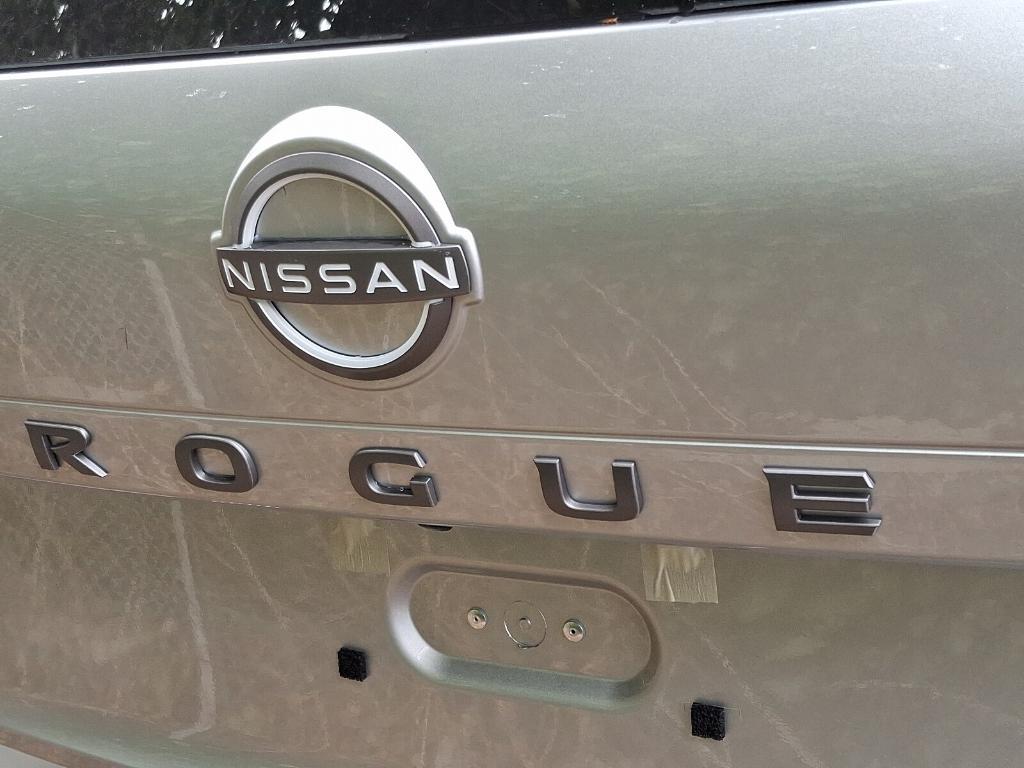 new 2025 Nissan Rogue car