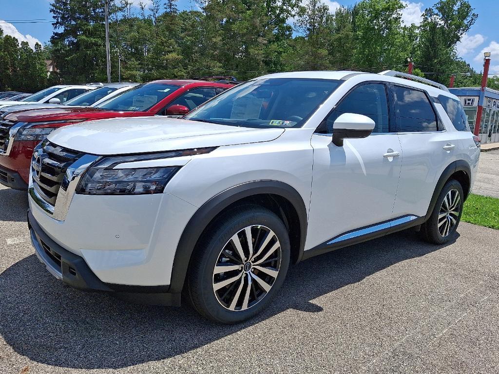 new 2025 Nissan Pathfinder car, priced at $49,916