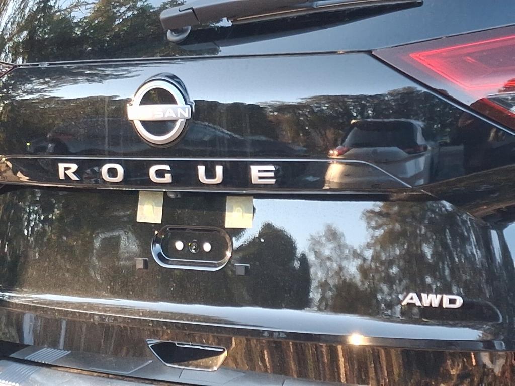 new 2025 Nissan Rogue car, priced at $34,286