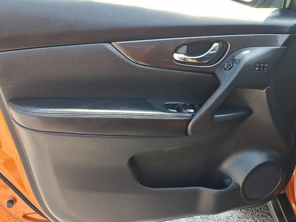 used 2019 Nissan Rogue car, priced at $14,499
