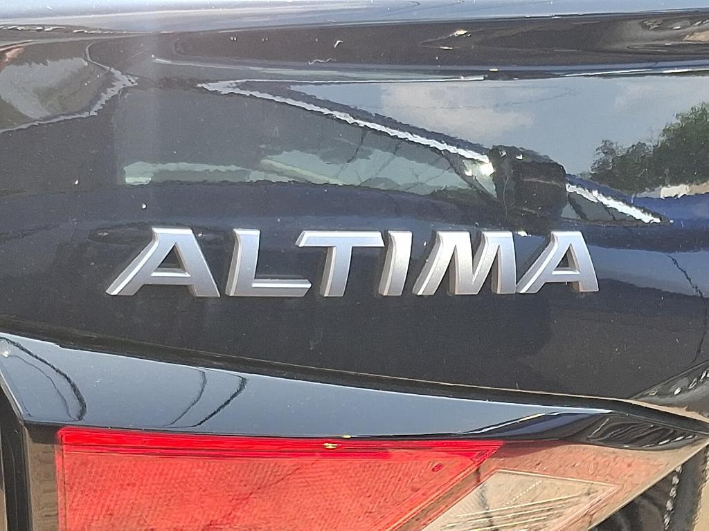 new 2025 Nissan Altima car, priced at $27,144