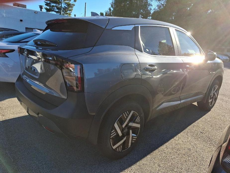 new 2025 Nissan Kicks car, priced at $26,631