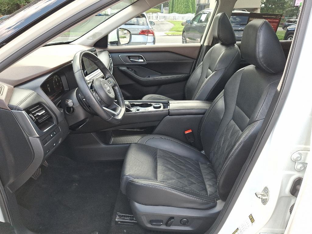 used 2022 Nissan Rogue car, priced at $28,999