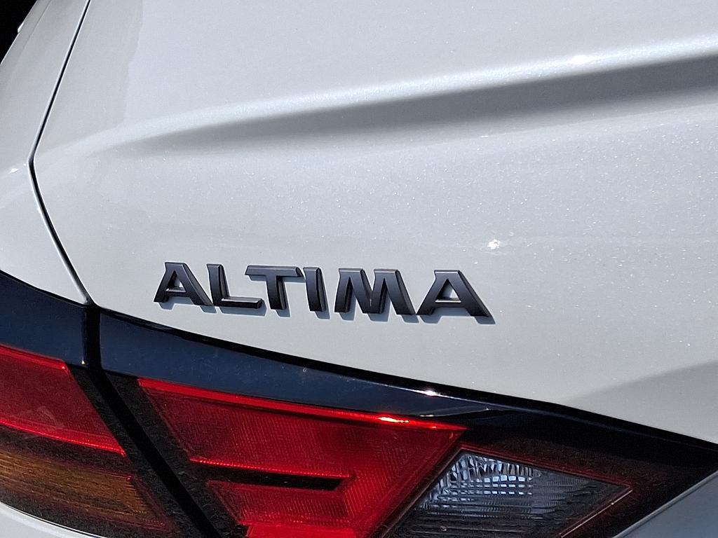 new 2025 Nissan Altima car, priced at $35,780