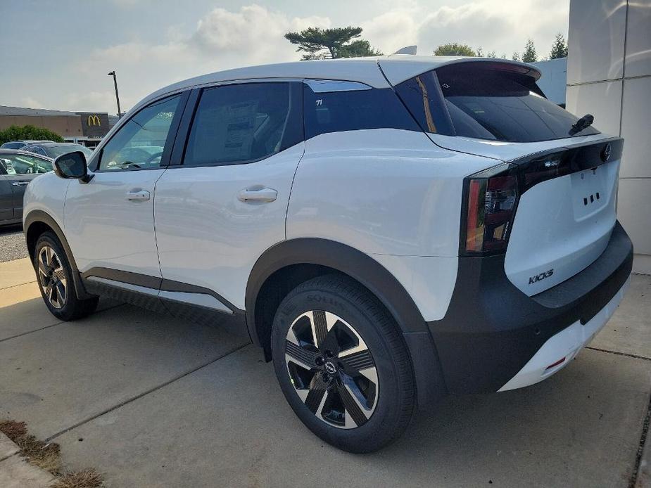 new 2025 Nissan Kicks car, priced at $28,216