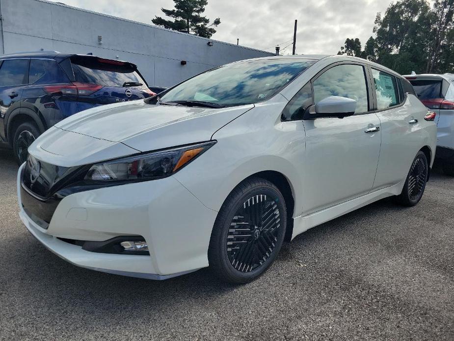 new 2025 Nissan Leaf car, priced at $39,816