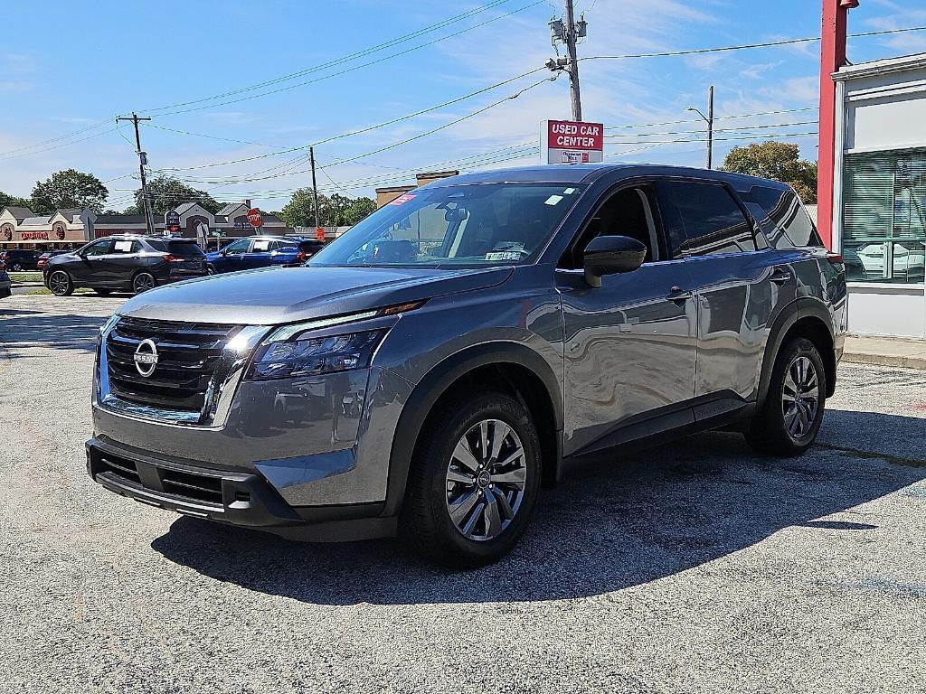 used 2024 Nissan Pathfinder car, priced at $32,399